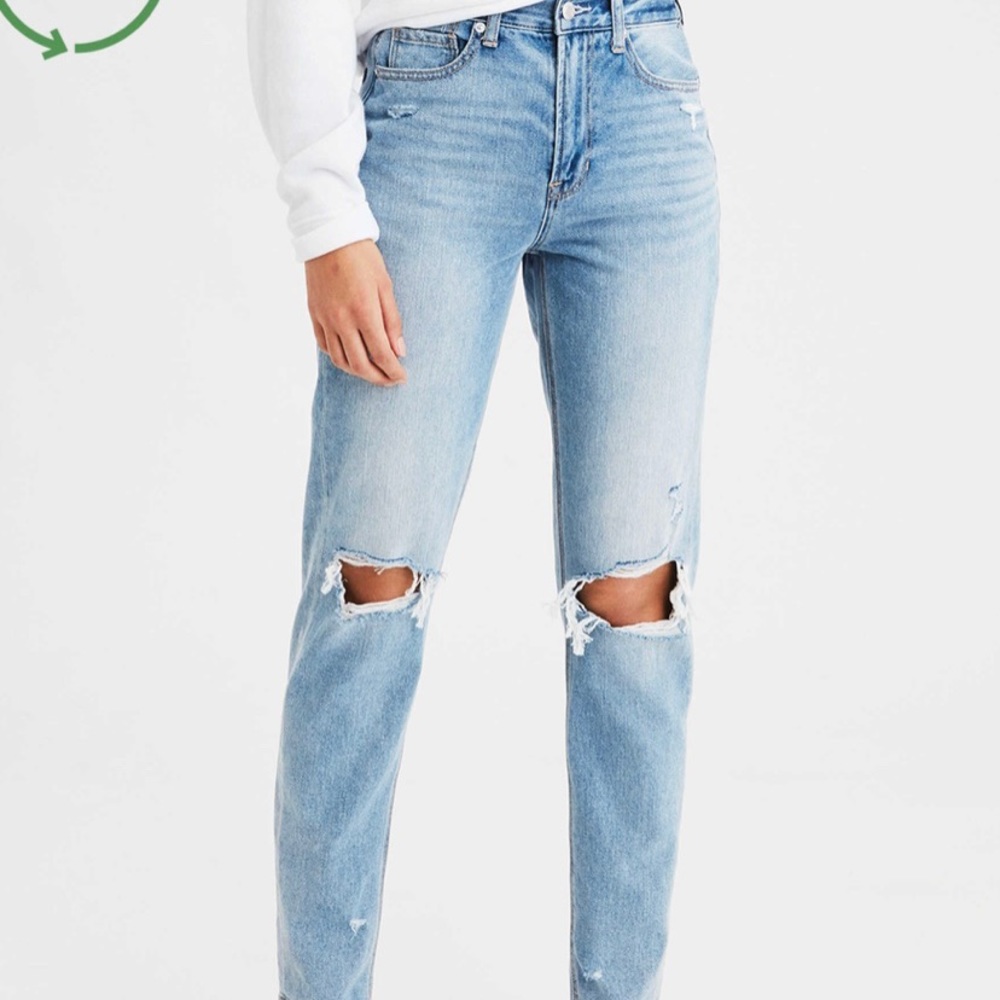 American Eagle Mom Jeans